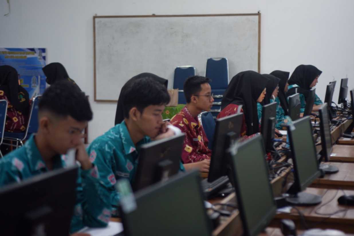 Dokumentasi OLIMPIADE SAINS NASIONAL TINGKAT KOTA DAY 1