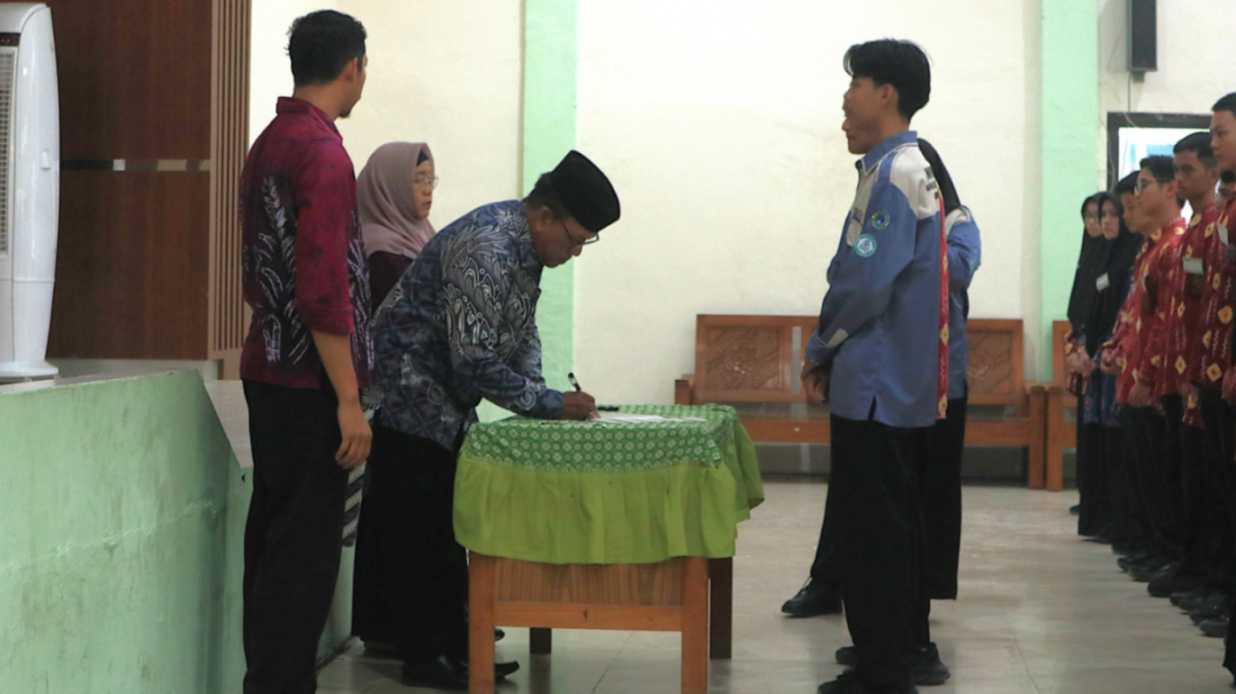 Dokumentasi LATIHAN DASAR KEPEMIMPINAN MURID BERSAMA