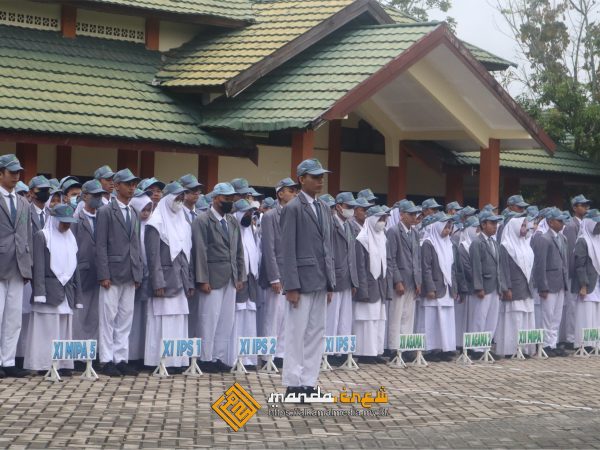 Dokumentasi Upacara Bendera  - 7 November 2022