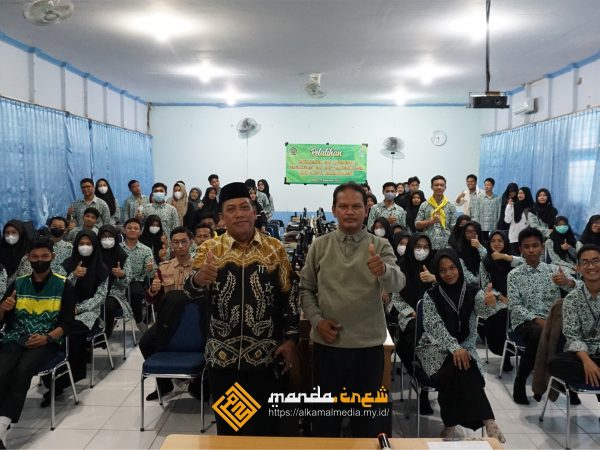 Dokumentasi Pelatihan Manajemen Keuangan - 12 November 2022 Dokumentasi Pelatihan Manajemen Keuangan - 12 November 2022