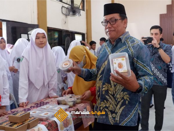 Kegiatan Bazar P5 Tema 3 Kelas-X MAN 2 Kota Banjarmasin - 8 Februari 2023 Kegiatan Bazar P5 Tema 3 Kelas-X MAN 2 Kota Banjarmasin - 8 Februari 2023