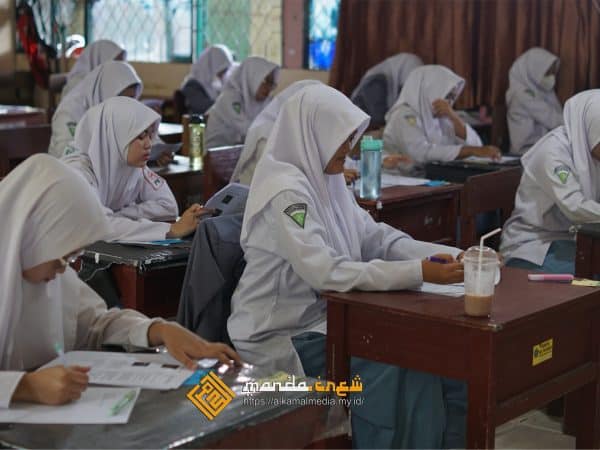 Asesmen Sumatif Akhir Tahun Pelajaran 2023/2024 - Senin 24 Mei 2024 Asesmen Sumatif Akhir Tahun Pelajaran 2023/2024 - Senin 24 Mei 2024
